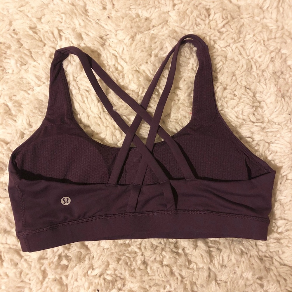 Lululemon brand new sports bra